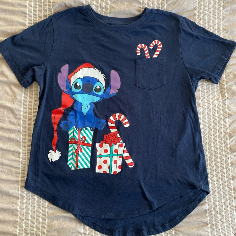 Disney Stitch Christmas Candy Cane Navy Blue T-Shirt Pocket Tee Women’s Large
